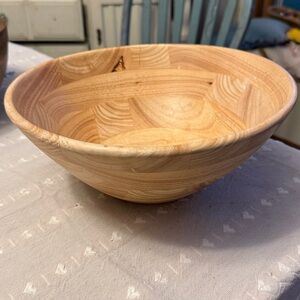 Williams Sonoma wooden bowl NEW